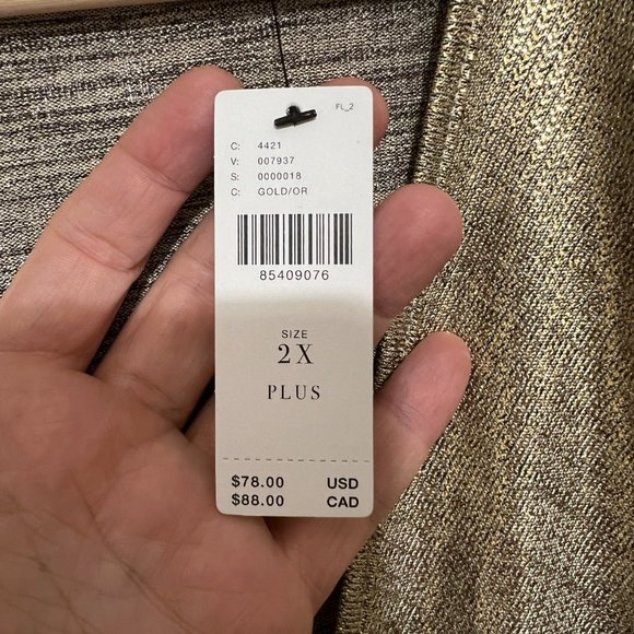 bishop + young Gold Metallic Top - Picture 4 of 8